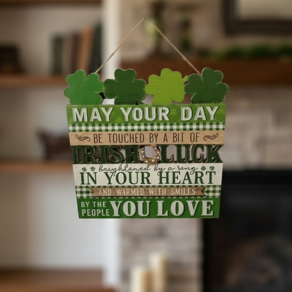 St Patrick's Day Wooden Sign - Picture 1 of 3